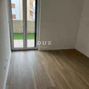 OTOK PAG, POVLJANA - Apartman s vrtom 100 m od mora!