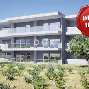 OTOK PAG, POVLJANA - PRILIKA! Novoizgrađeni apartman uz more!