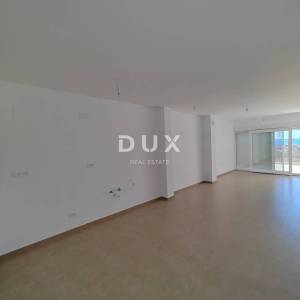 OTOK PAG, ŠIMUNI - Dvoetažni apartman, pogled