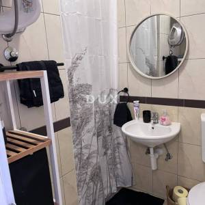 OTOK RAB, PALIT - Stan u prizemlju, 2S+DB, okućnica, parking, brodica + vez!!