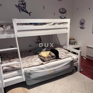 OTOK RAB, PALIT - Stan u prizemlju, 2S+DB, okućnica, parking, brodica + vez!!