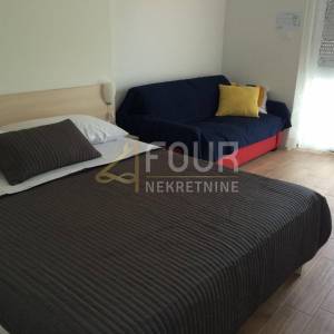 Otok Rab, Supetarska Draga, apartmanska kuća, 1. red do mora