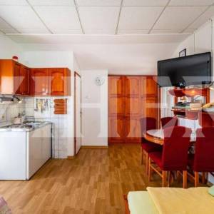 Otok Ugljan, Preko, kuća sa 5 apartmana, pogled na more