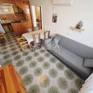 Otok Vir I Kuća s 2 apartmana, garažom i okućnicom