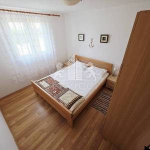 Otok Vir I Kuća s 2 apartmana, garažom i okućnicom