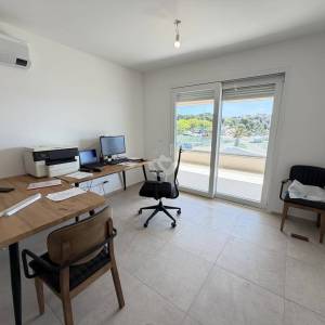 Pag-Povljana, prvi red do Mora, 2 sobni stan 74 m2 -Terasa, Garaža i podrum