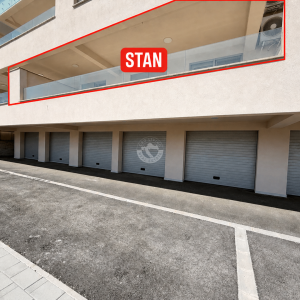 Pag-Povljana, prvi red do Mora, 2 sobni stan 74 m2 -Terasa, Garaža i podrum