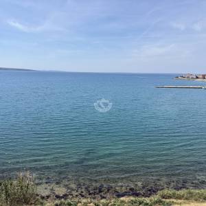 Pag, Povljana, Stan 100 m2, prvi red i pogled na More, Bazen, Jacuzzi, Fitness Studio