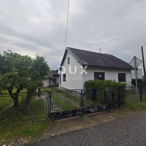 PETRINJA - Komplet renovirana kuca s gražom