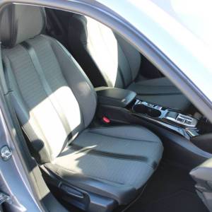 Peugeot 2008 1.2 Puretech AUTOMATIK Allure *LED, NAVIGACIJA*