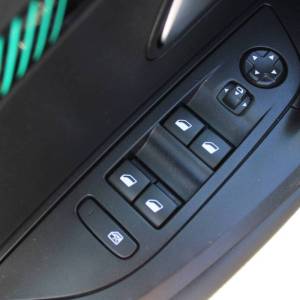 Peugeot 2008 1.2 Puretech AUTOMATIK Allure *LED, NAVIGACIJA*