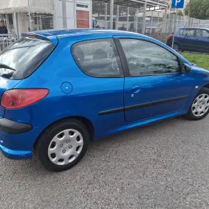 Peugeot 206,1.1 benzin