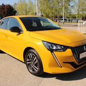 Peugeot 208 1.2 AUTOMATIK Allure *LED, NAVIGACIJA, KAMERA*