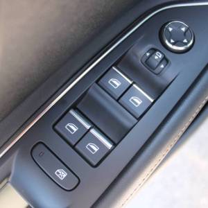 Peugeot 3008 1.5 HDi AUTOMATIK GT *LED, NAVIGACIJA, KAMERA*