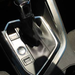 Peugeot 5008 1.2 Puretech 7 sjedala *LED, KAMERA* - nije uvoz