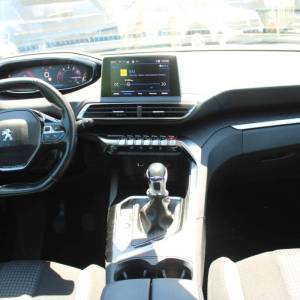 Peugeot 5008 1.2 Puretech 7 sjedala *LED, KAMERA* - nije uvoz