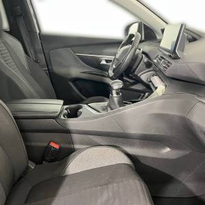 Peugeot 5008 STYLE BLUEHDI 130 - 3 godine jamstva