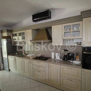 Plano, objekt s 5 apartmana, prodaja