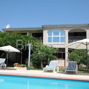 Plano, objekt s 5 apartmana, prodaja
