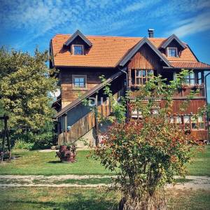 POKUPLJE, KARLOVAC - Boutique etno resort s uhodanim poslovanjem