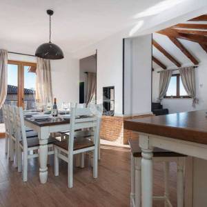 Poreč, Jasenovica– moderna  vila s bazenom u prirodnum ambijentu- na 744 m²  zemljišta