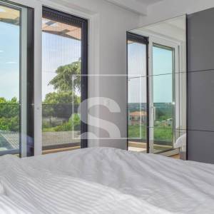 Poreč okolica, dvoetažni stan s 3 SS i pogledom na more