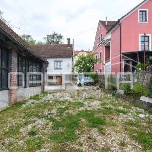 Poslovna zgrada, Pregrada, Centar, Krapinsko zagorska županija, 427,42m2 na parc