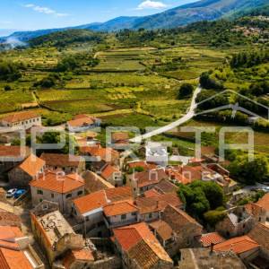 Povoljna prilika na Hvaru – kamena kuća za renovaciju