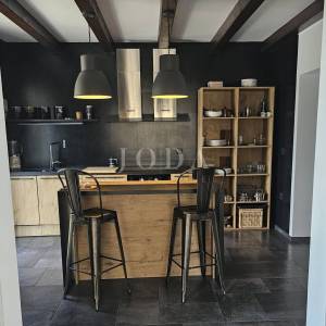 Prekrasna Villa sa bazenom i prostranom okućnicom,Barban okolica