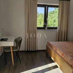 Prekrasna Villa sa bazenom i prostranom okućnicom,Barban okolica