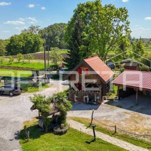 PRILIKA ZA INVESTICIJU, KARLOVAC-OKOLICA  (SOPG), 5132m2.