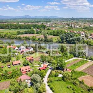 PRILIKA ZA INVESTICIJU, KARLOVAC-OKOLICA  (SOPG), 5132m2.