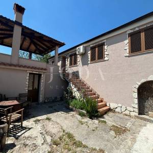 Primorska kuća na Praputnjaku 