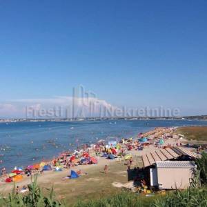PRIVLAKA -SABUNIKE -ATRAKTIVNO GRAĐEVINSKO ZEMLJIŠTE 637 m2