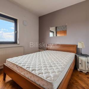 Prodaja, Gajnice, dvosoban stan površine 46 m² na 3. katu, bez lifta 