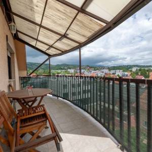 Prodaja, Gajnice, dvosoban stan površine 46 m² na 3. katu, bez lifta 