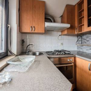 Prodaja, Gajnice, dvosoban stan površine 46 m² na 3. katu, bez lifta 