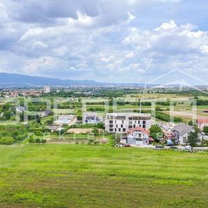 PRODAJA, GRAĐEVINSKO ZEMLJIŠTE, NOVI ZAGREB - ZAPAD, DEMERJE, 4.349m2. 
Prodaje 