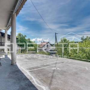 PRODAJA, KUĆA, KRAPINSKE TOPLICE, UL. ZLATKA BALOKOVIĆA 225m2 NKP. 