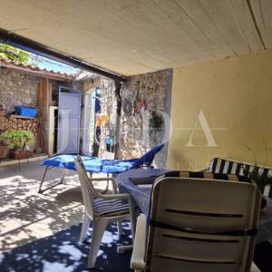 Prodaja kuće Bribir | Balkon, parking, pogled na more