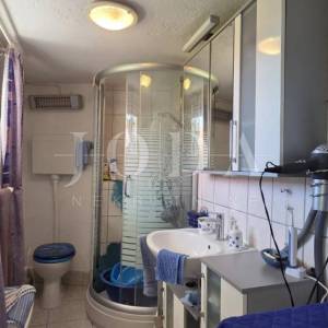 Prodaja kuće Bribir | Balkon, parking, pogled na more