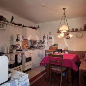 Prodaja kuće Bribir | Balkon, parking, pogled na more