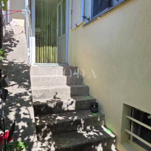 Prodaja kuće Bribir | Balkon, parking, pogled na more