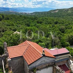 Prodaja kuće Bribir | Balkon, parking, pogled na more