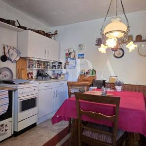Prodaja kuće Bribir | Balkon, parking, pogled na more