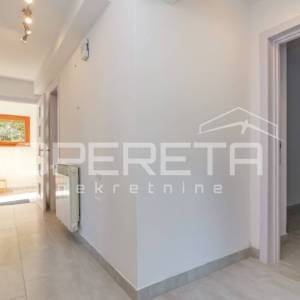 PRODAJA, SAMOSTOJEĆA KUĆA, KRAPINSKE TOPLICE / KLOKOVEC, 243 m² neto stambene po
