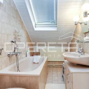 PRODAJA, SAMOSTOJEĆA KUĆA, KRAPINSKE TOPLICE / KLOKOVEC, 243 m² neto stambene po