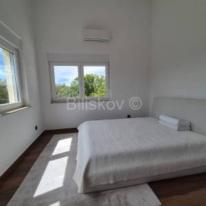 Prodaja, Srebrnjak, četverosobni dvoetažni stan 190m2, garaža