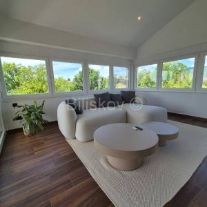 Prodaja, Srebrnjak, četverosobni dvoetažni stan 190m2, garaža