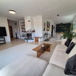 Prodaja, Srebrnjak, četverosobni dvoetažni stan 190m2, garaža